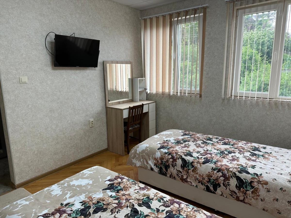 Suhin Dol Hotel Belimel Buitenkant foto